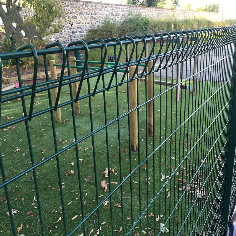 BRC Fence: Rolled-Top, Durable, Easy-Install Security Panels